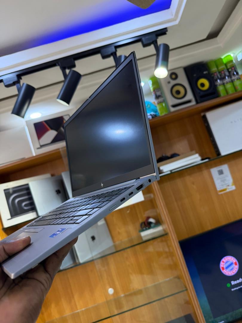 HP ZBook Firefly 16G8 – Intel Core i5 11th Gen | Lightweight Business Laptop In Ghana