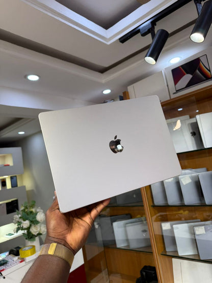 2024 MacBook Air – Apple M3 Chip | 8GB RAM | 256GB SSD