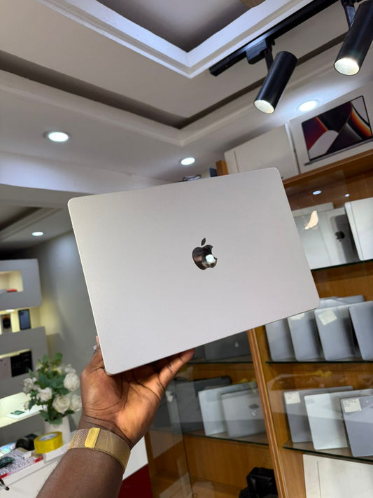 2024 MacBook Air – Apple M3 Chip | 8GB RAM | 256GB SSD