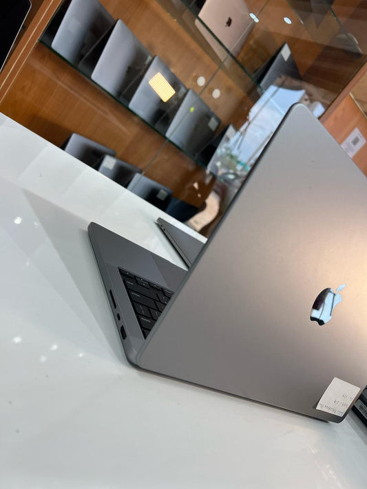 2023 MacBook Pro – Apple M2 Pro | 32GB RAM | 512GB SSD | 14" Liquid Retina